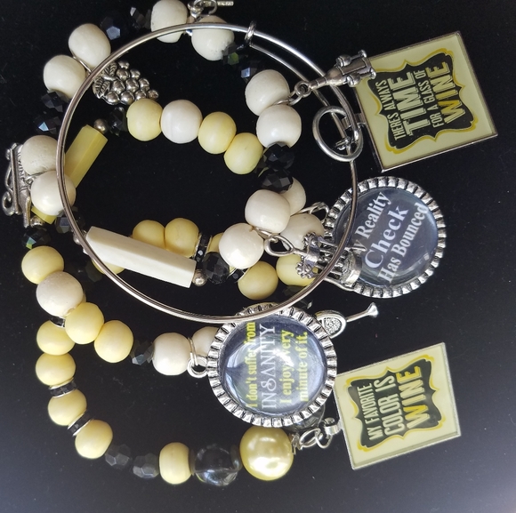 Wine lovers charm bracelet - Picture 8 of 8